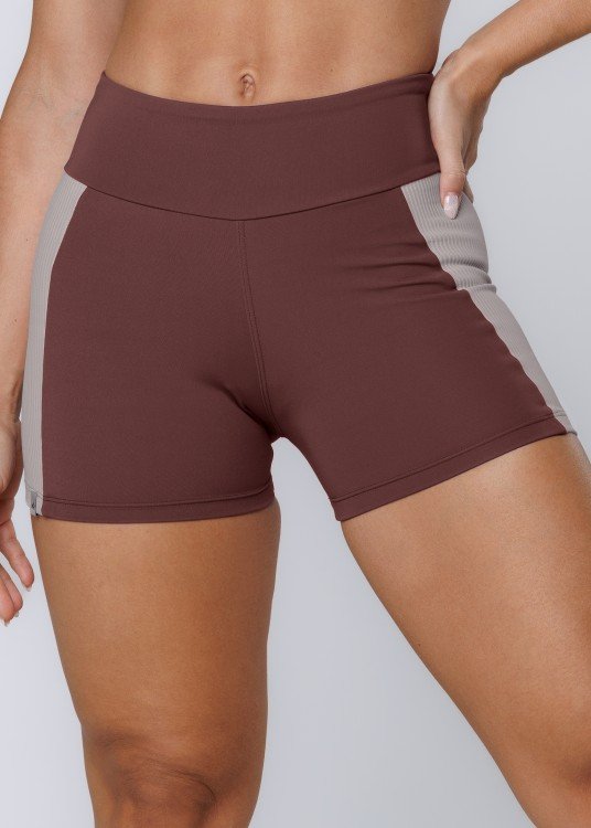 Short Fitness Might em Poliamida Marrom