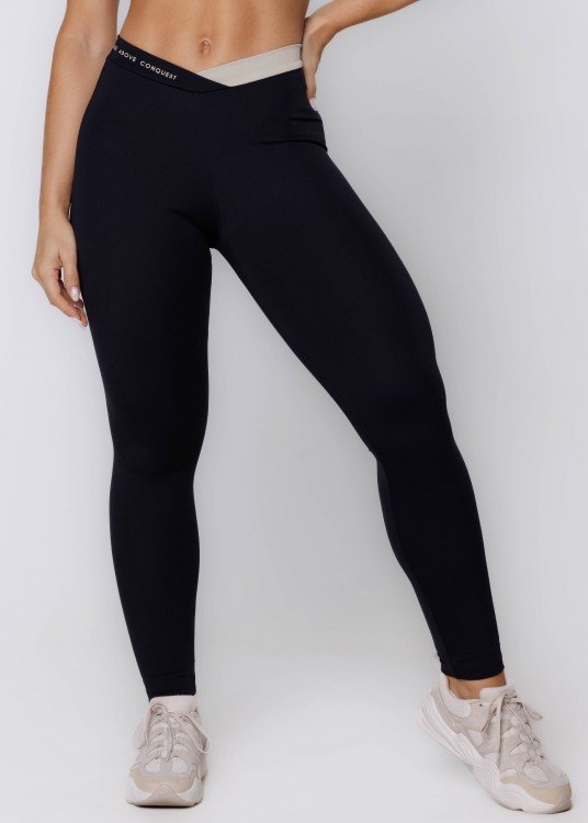 Legging Fitness Rise Cós Assimétrico Preta